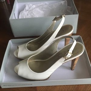 Jessica Simpson open toe pumps